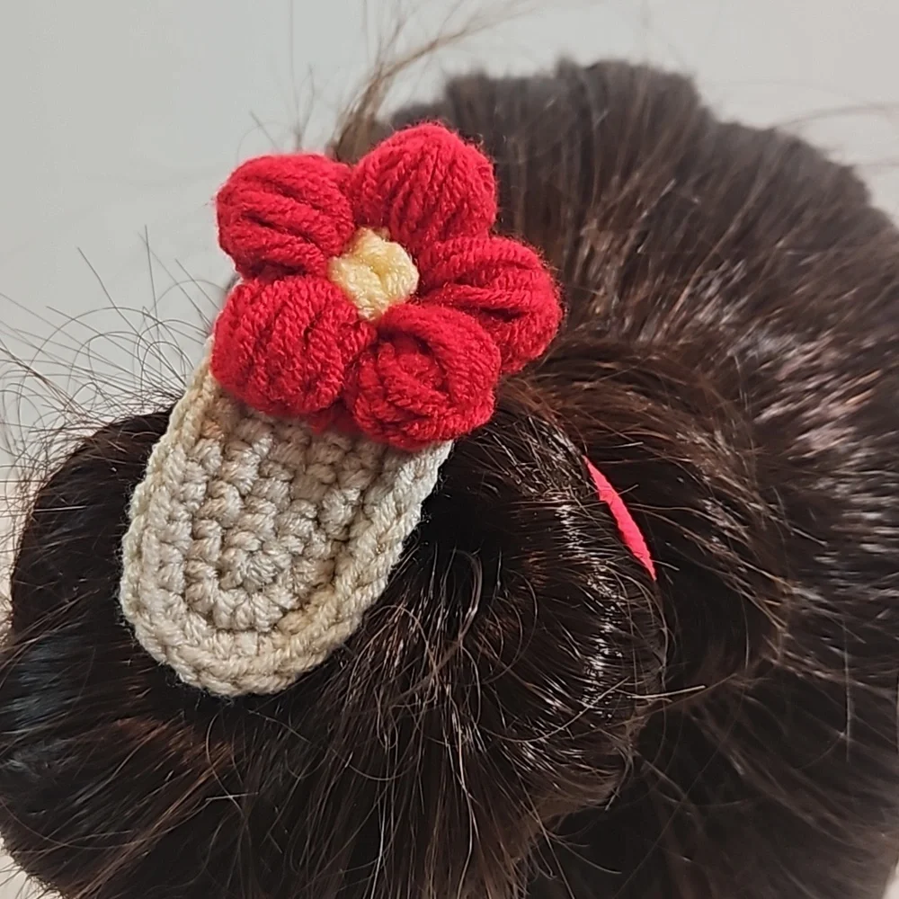 Hand Crafted Handmade Crochet Hair Clip Hand knit Puffy Red Flower Snap Clip 3